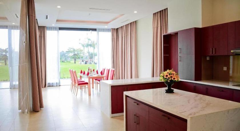 Diamond Bay Golf And Villas Нячанг Екстер'єр фото