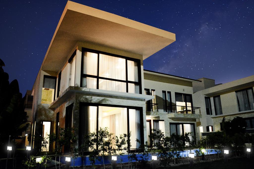 Diamond Bay Golf And Villas Нячанг Екстер'єр фото