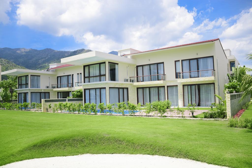 Diamond Bay Golf And Villas Нячанг Екстер'єр фото